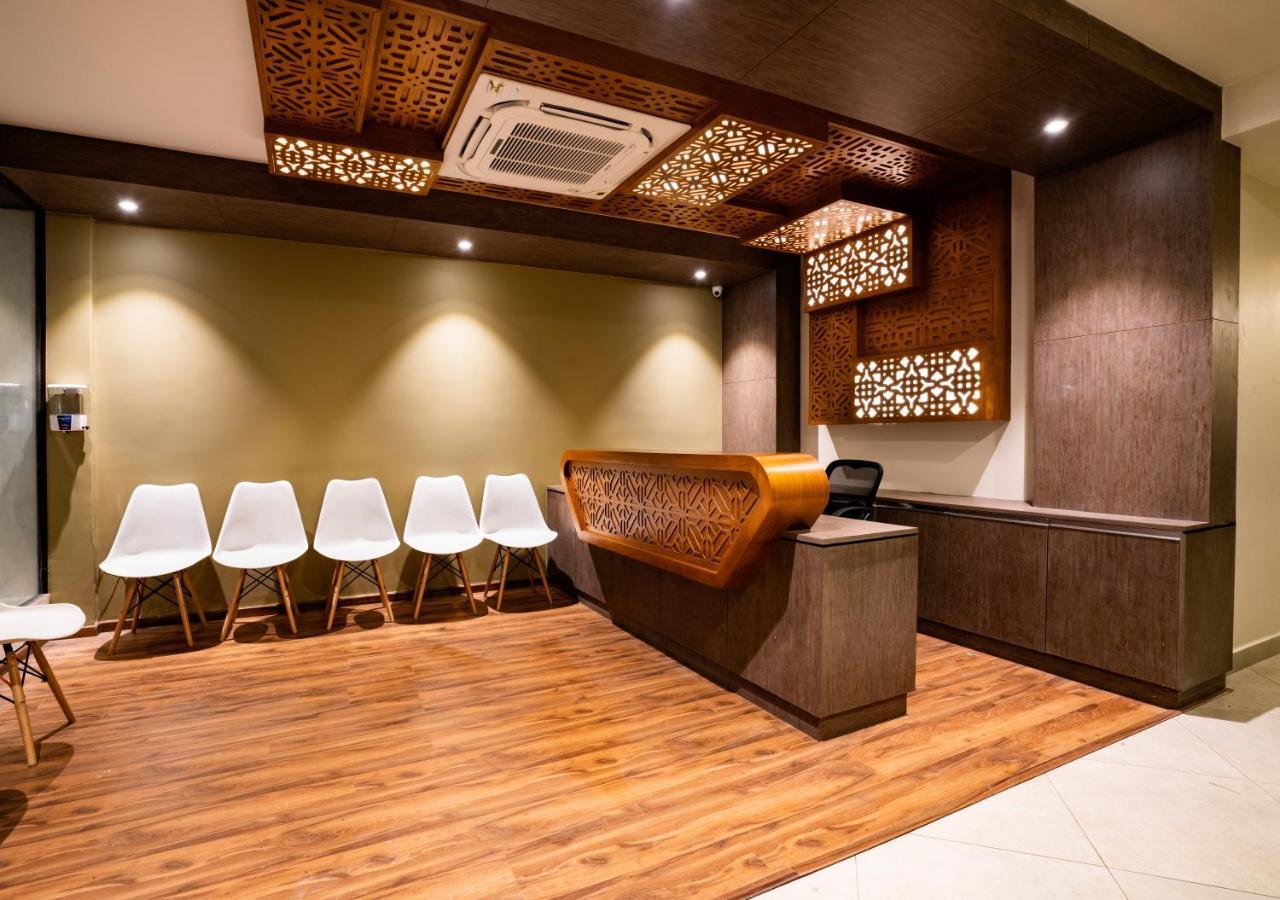 Lavender Infopark Kochi Hotel Eksteriør billede