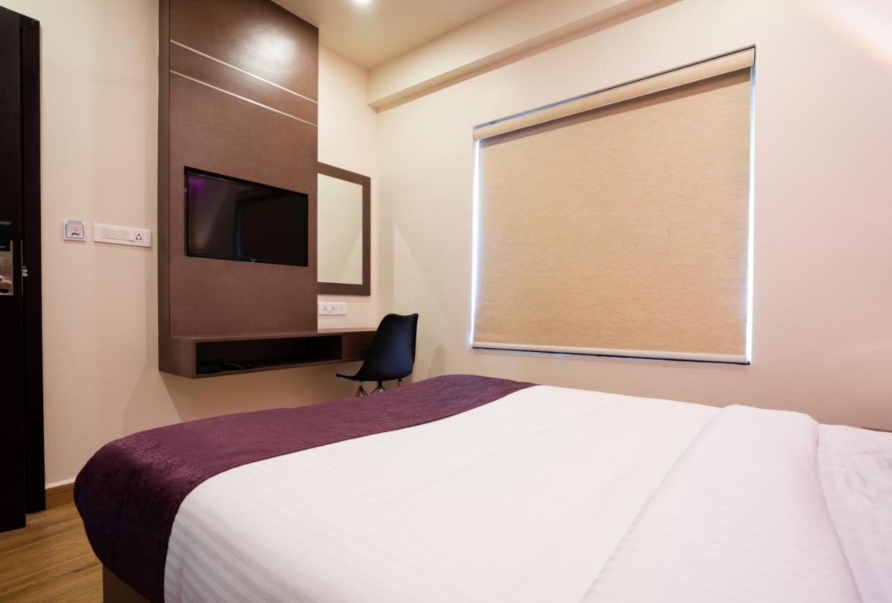 Lavender Infopark Kochi Hotel Eksteriør billede