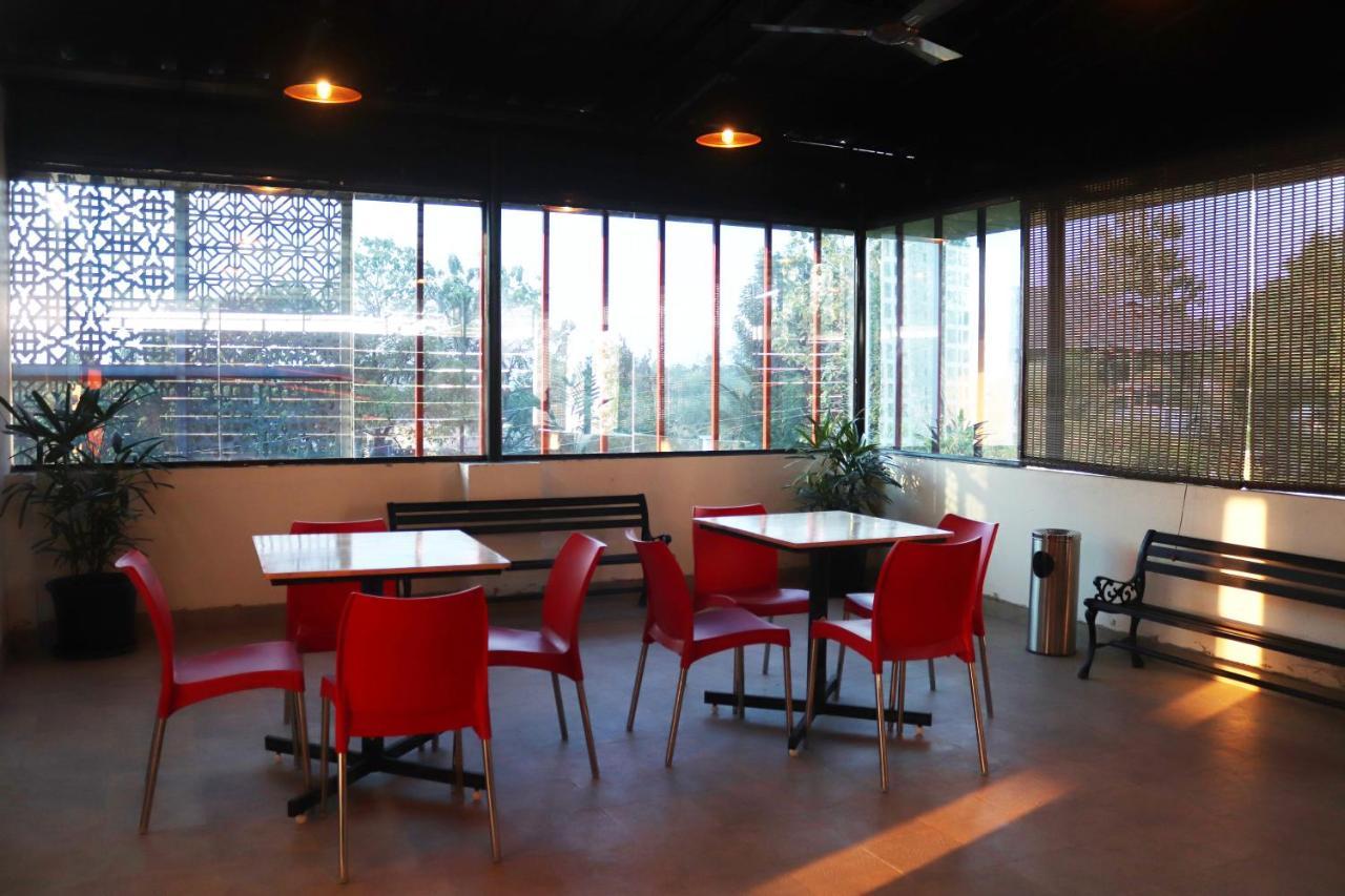 Lavender Infopark Kochi Hotel Eksteriør billede
